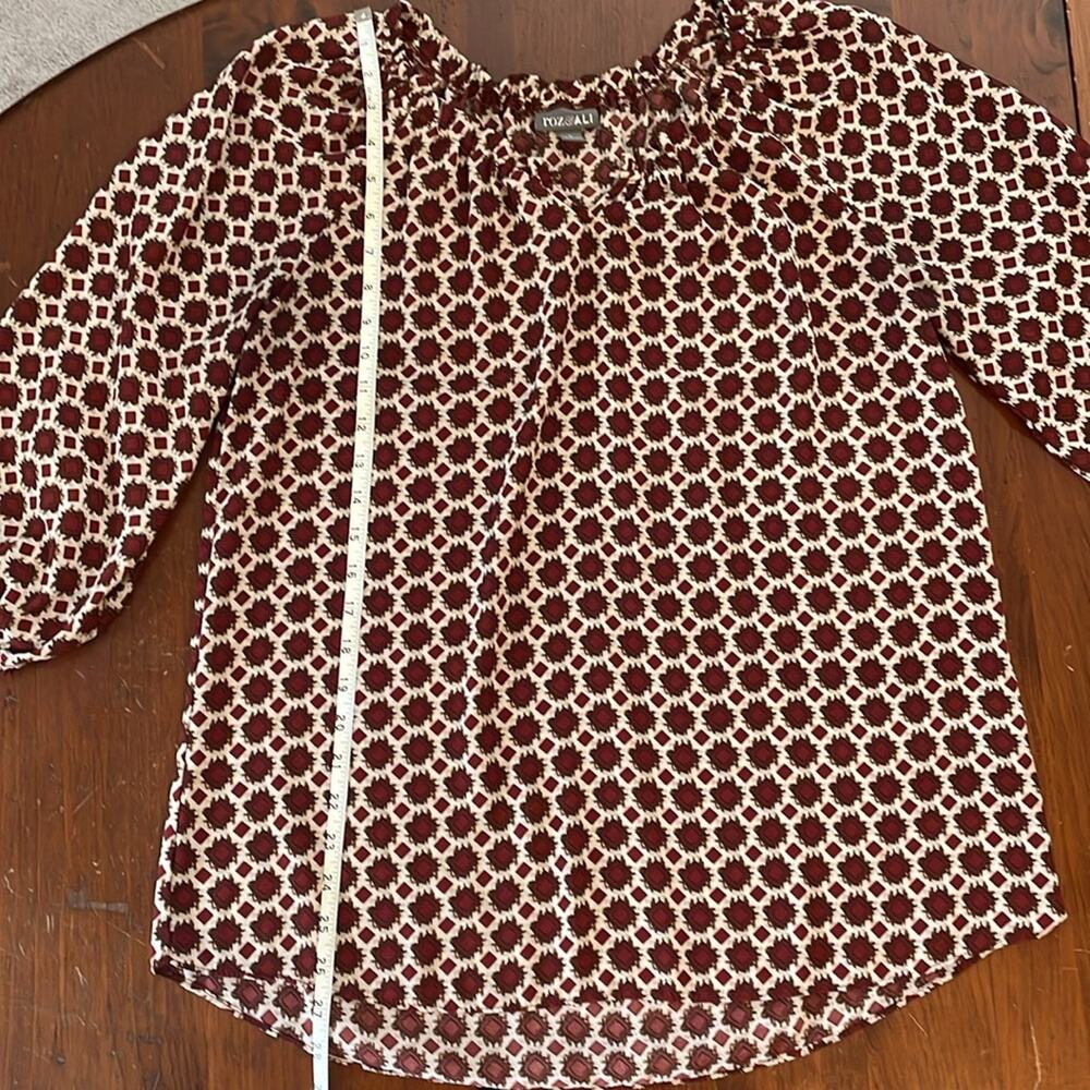 Roz & Ali Womens Blouse Large Geometric Diamond Red Cream 3/4 Length Sleeve - Picture 8 of 9